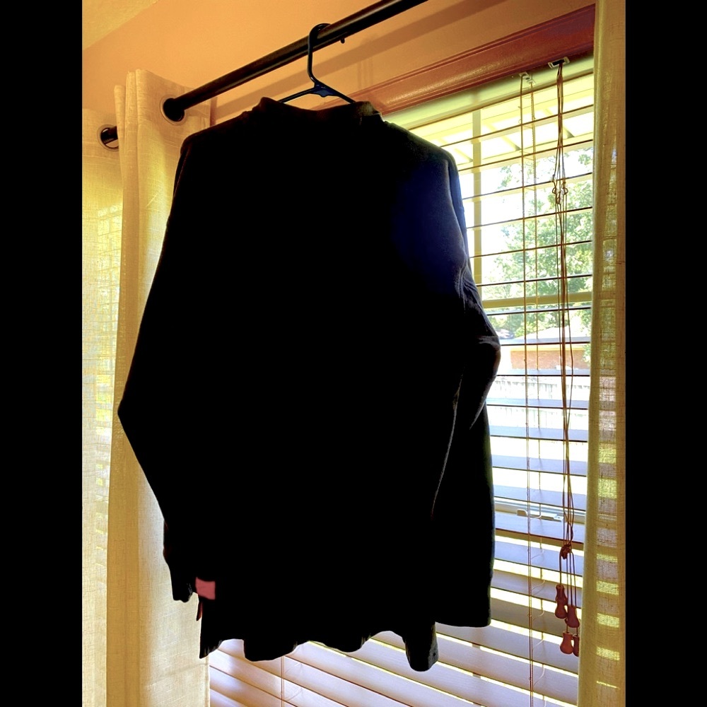 Orvis - XL, Dark Rich Grey, Beautiful condition, Washable/Dry